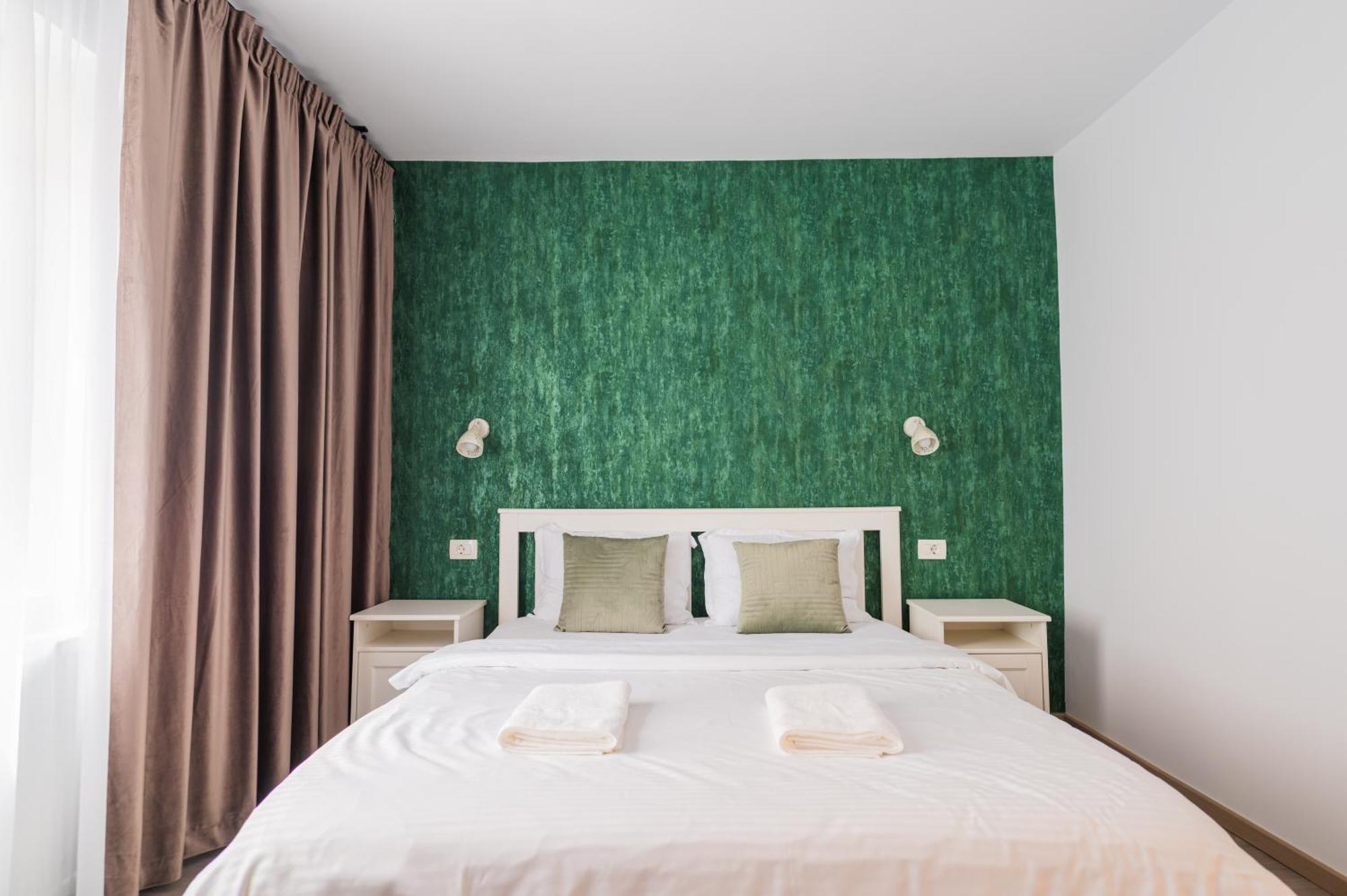 Fun House - Comfortable Stay With Garden And Near Parking Braşov Dış mekan fotoğraf