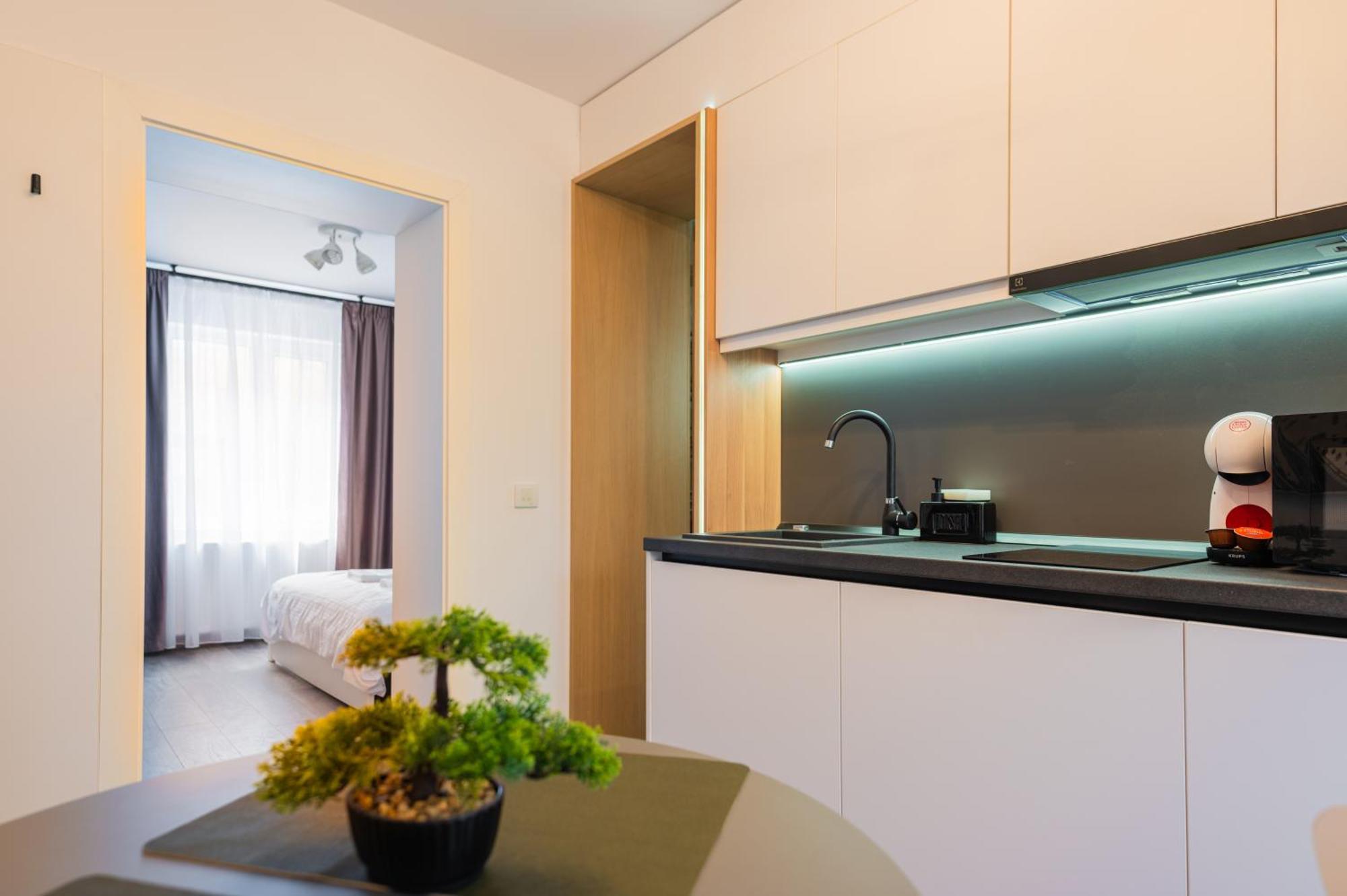 Fun House - Comfortable Stay With Garden And Near Parking Braşov Dış mekan fotoğraf