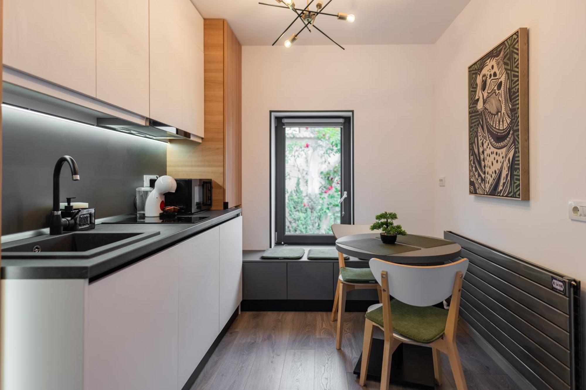 Fun House - Comfortable Stay With Garden And Near Parking Braşov Dış mekan fotoğraf